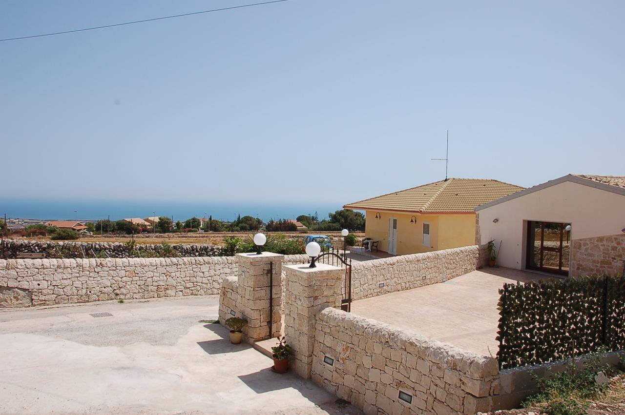 Villa Bove Marina di Ragusa Exterior photo